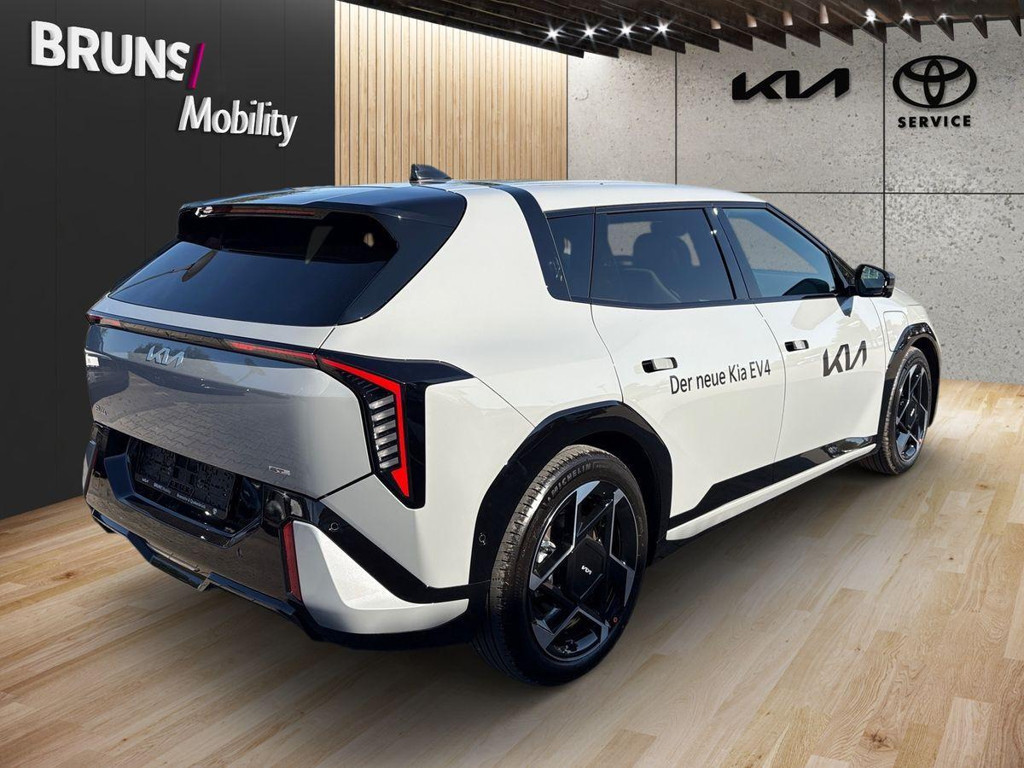 Kia EV4