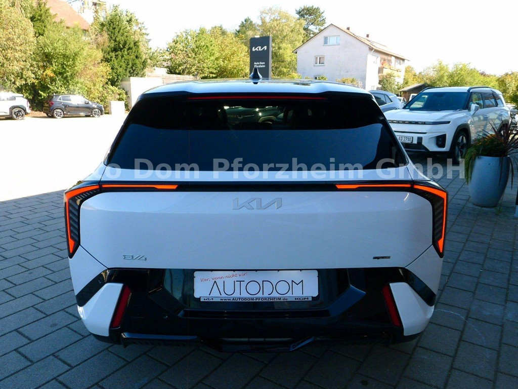 Kia EV4