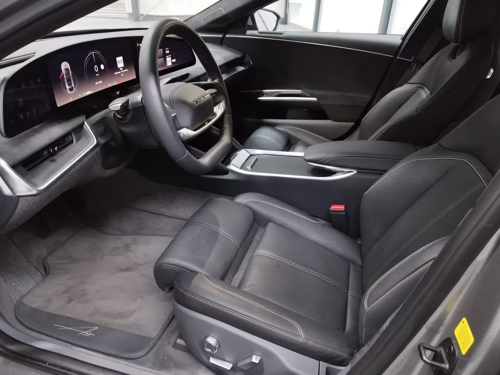 Lucid Air