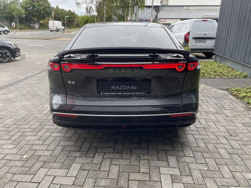Mazda 6e