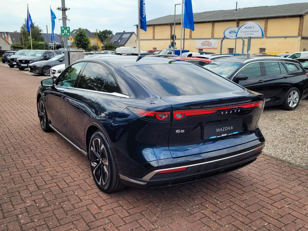 Mazda 6e