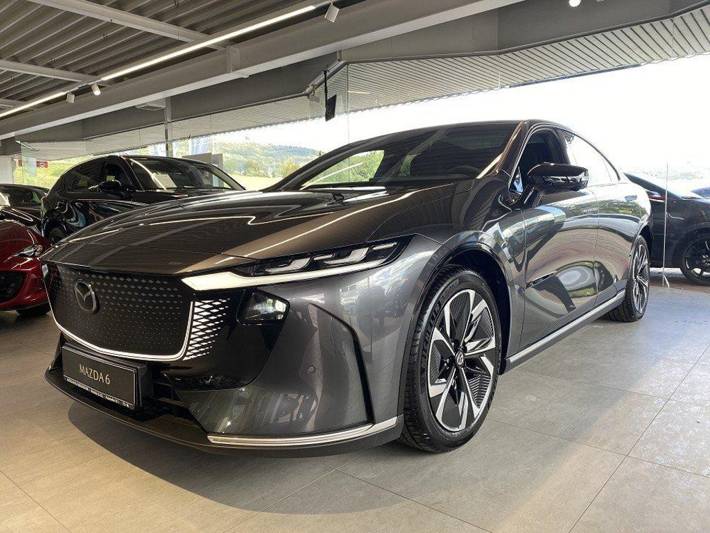 Mazda 6e