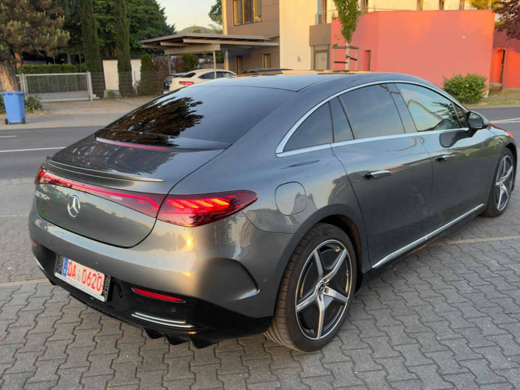 Mercedes-Benz EQE