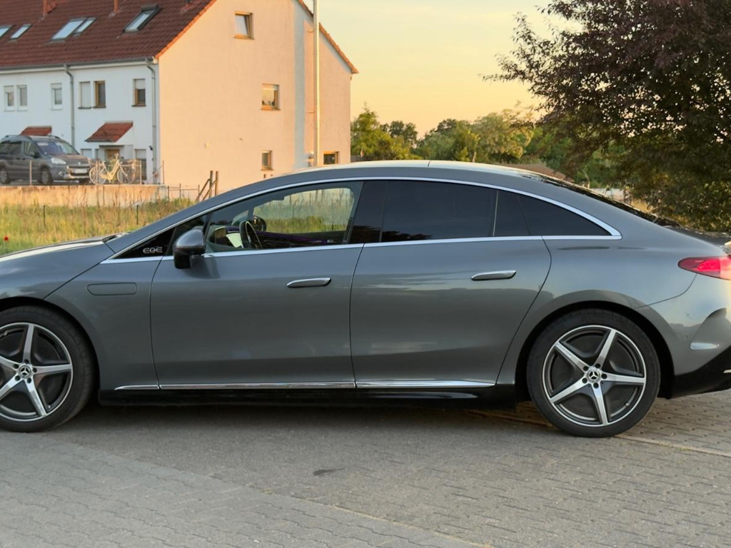 Mercedes-Benz EQE