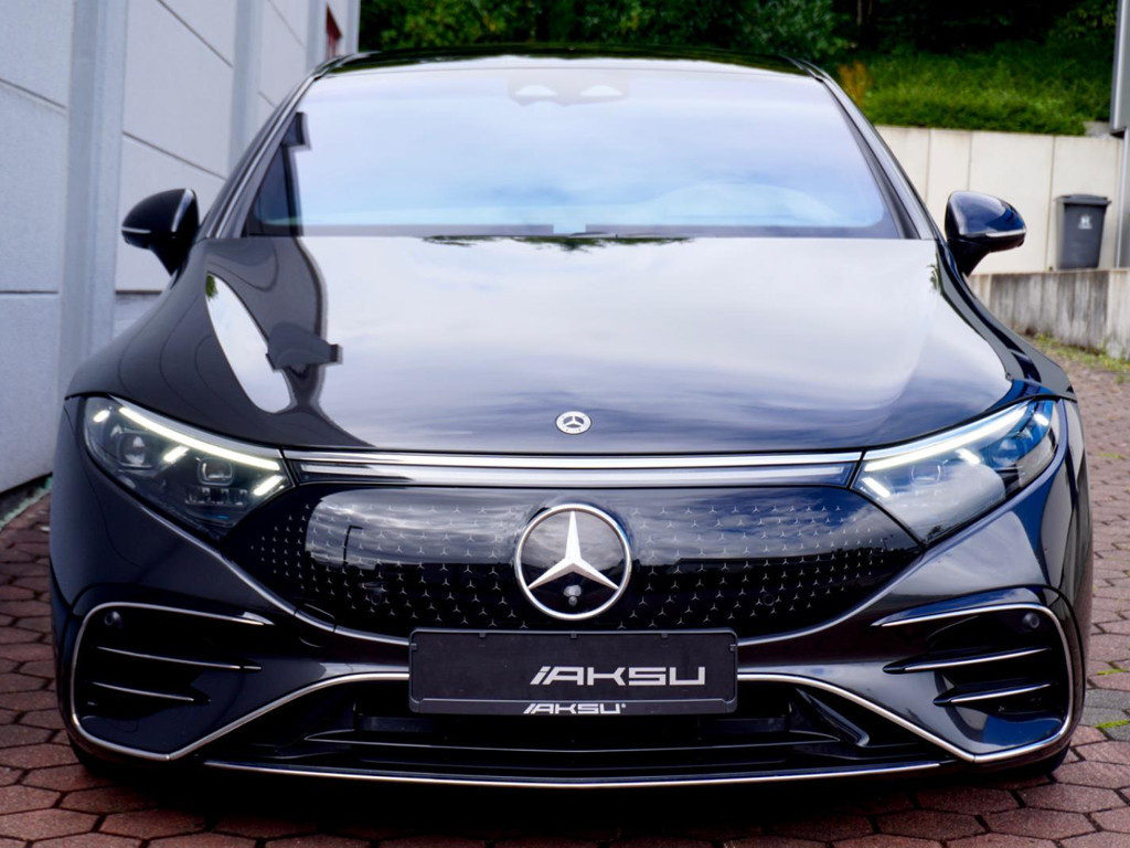 Mercedes-Benz EQS
