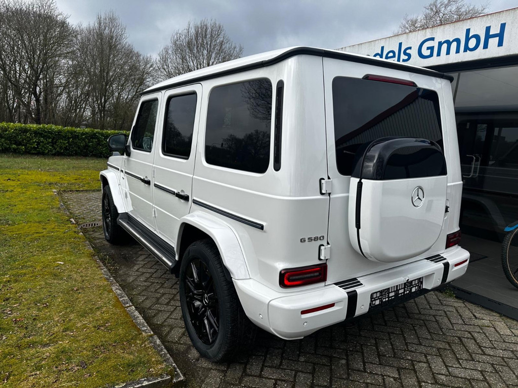 Mercedes-Benz G-Klasse