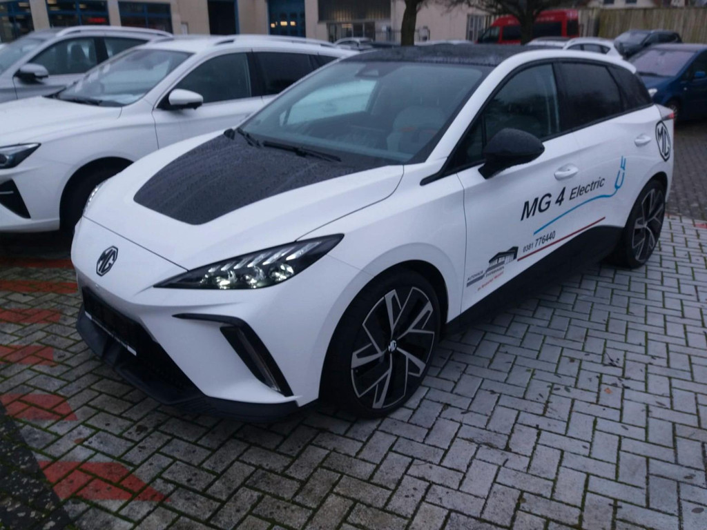 MG MG4