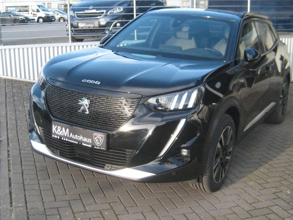 Peugeot e-2008