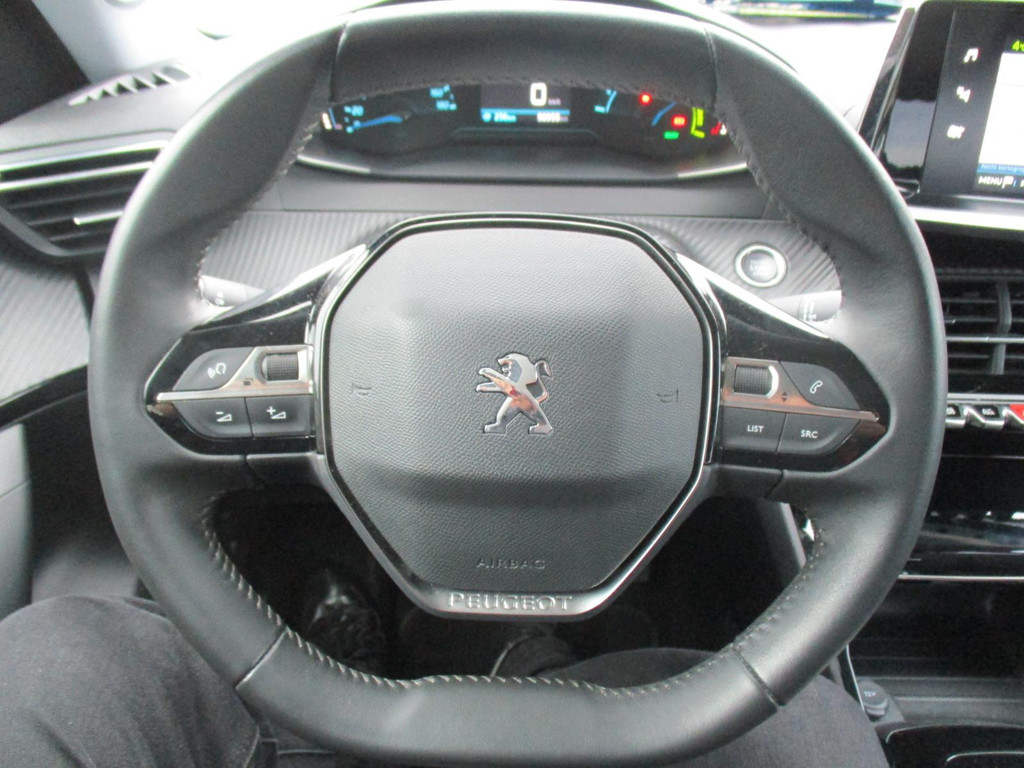 Peugeot e-2008