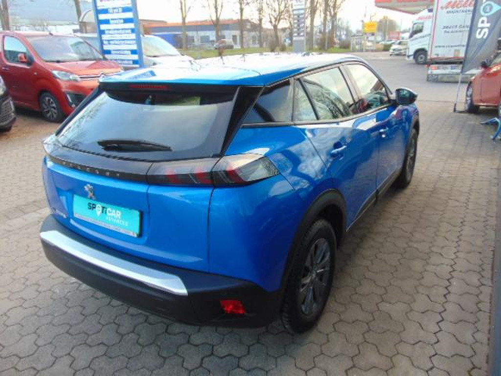 Peugeot e-2008