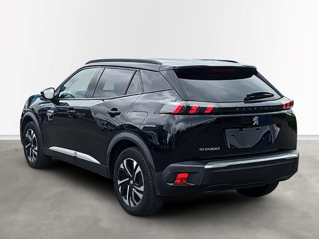 Peugeot e-2008