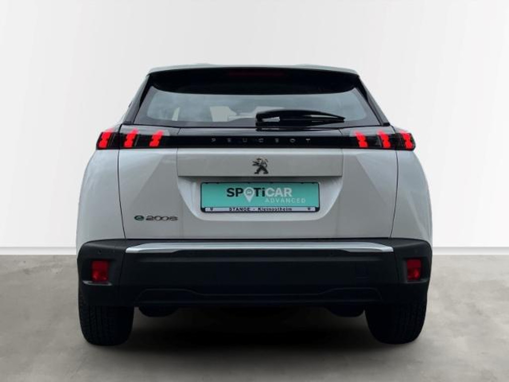 Peugeot e-2008