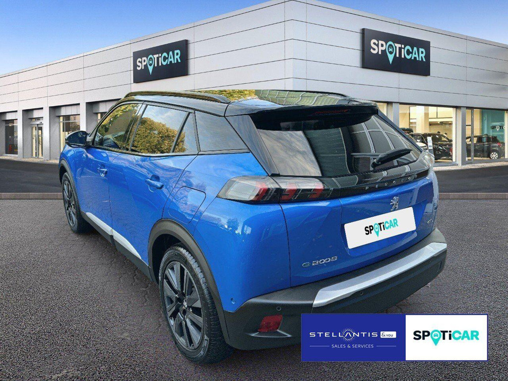 Peugeot e-2008