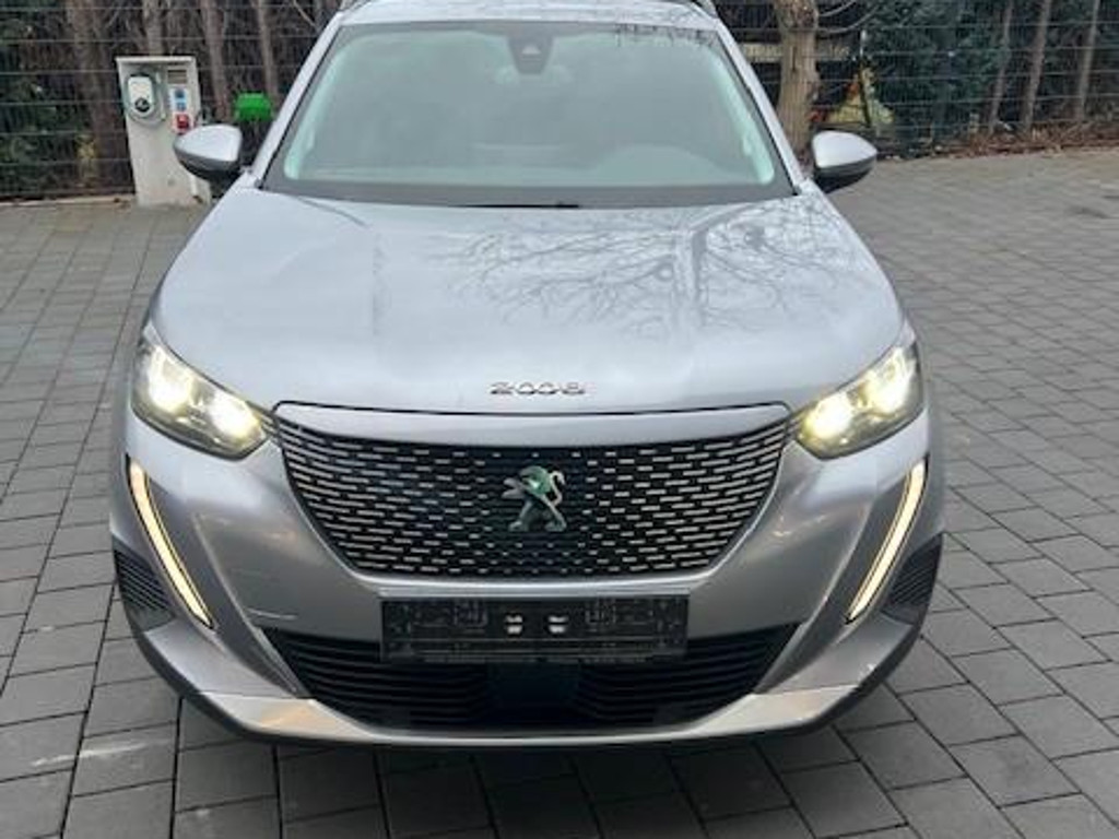Peugeot e-2008