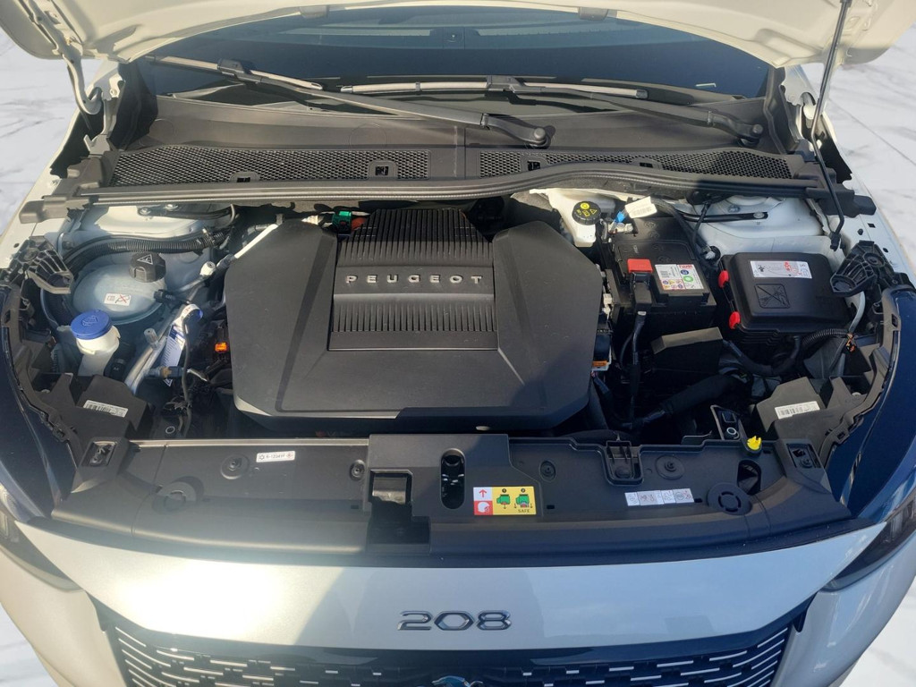 Peugeot e-208