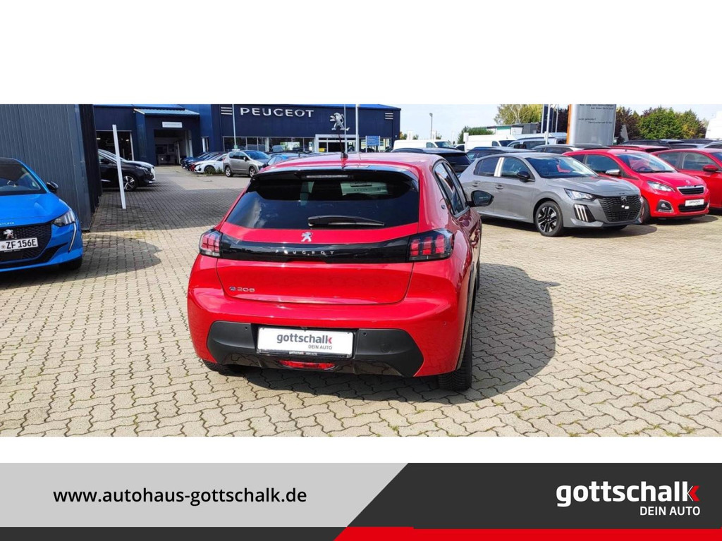 Peugeot e-208