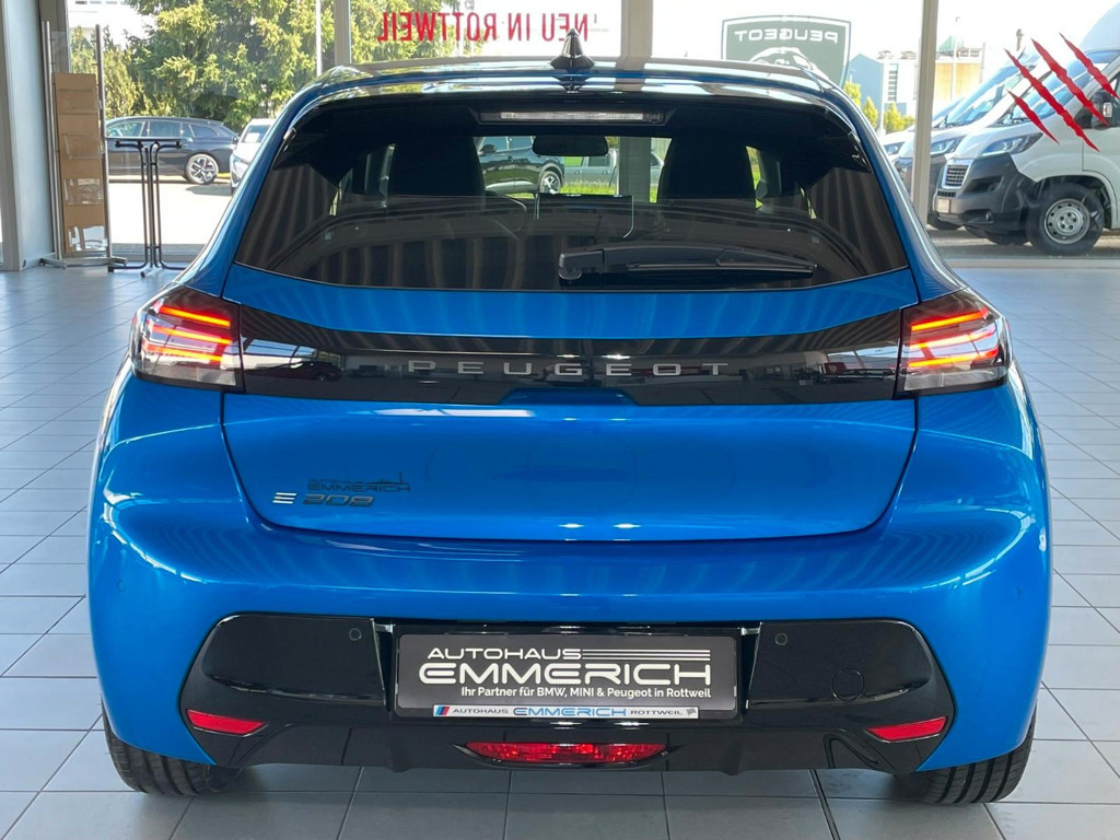 Peugeot e-208