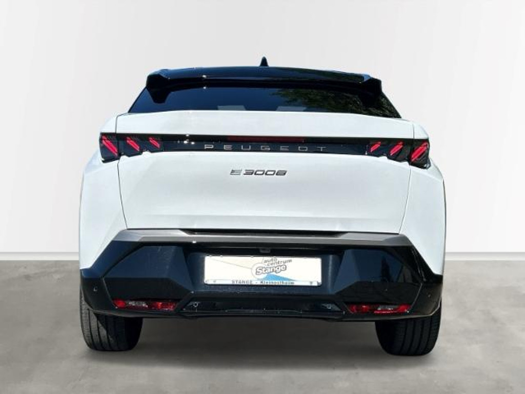 Peugeot E-3008