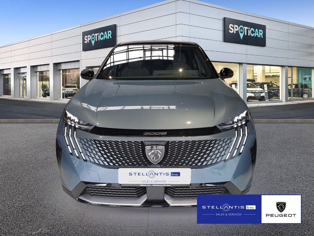 Peugeot E-3008