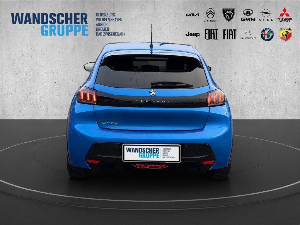 Peugeot e-208