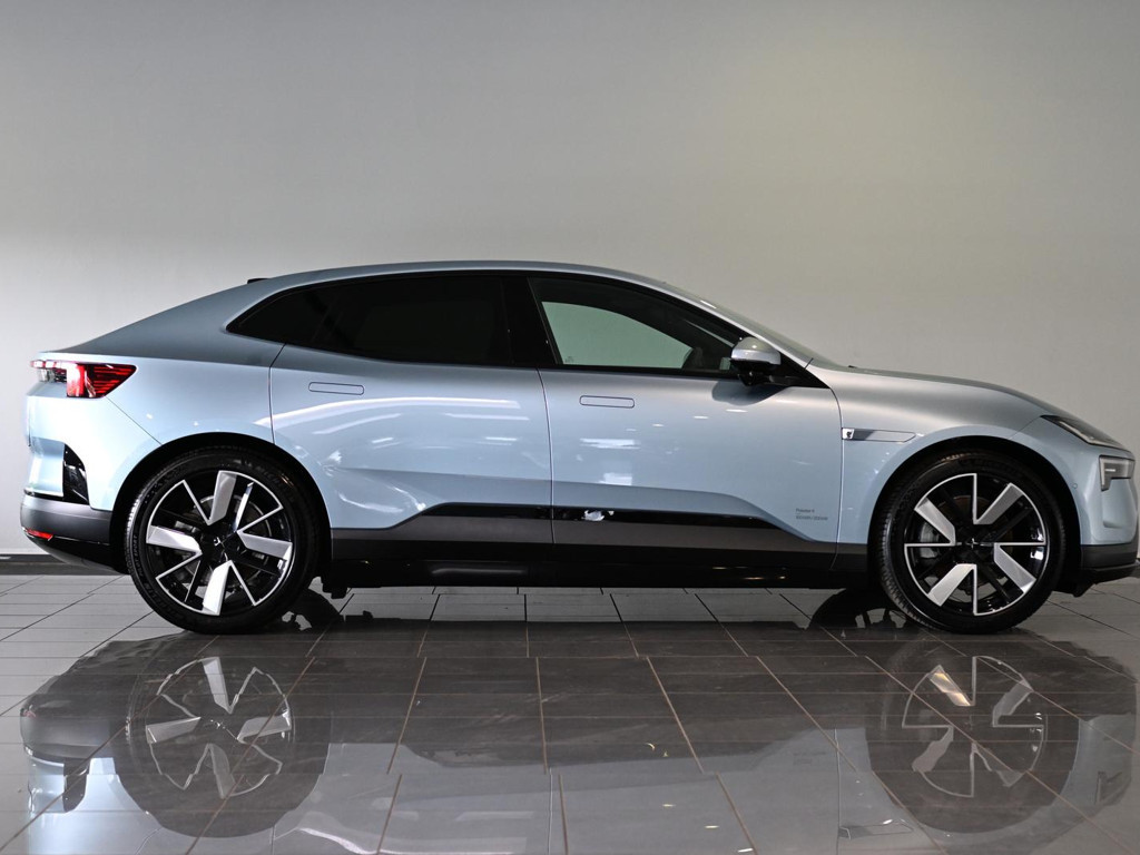 Polestar 4