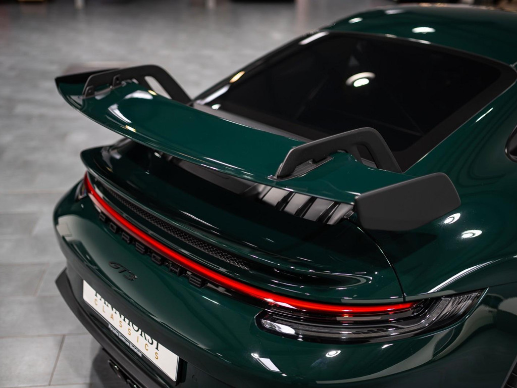 Porsche 992