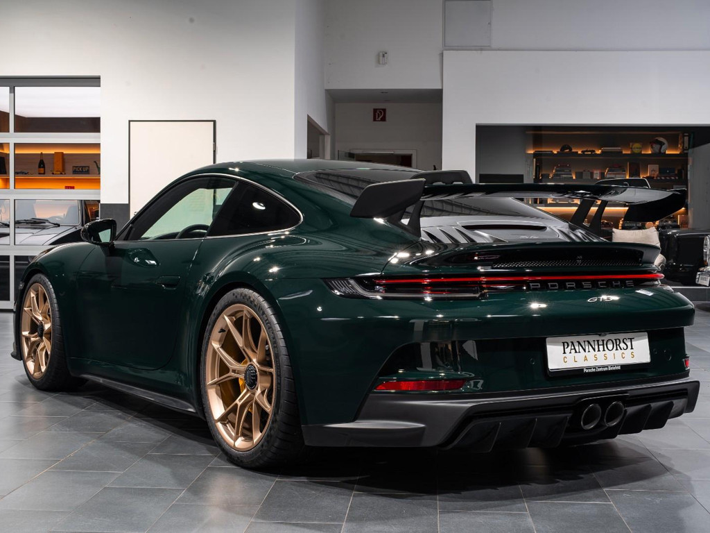 Porsche 992