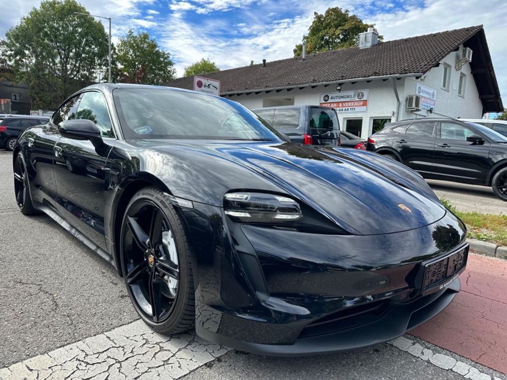 Porsche Taycan