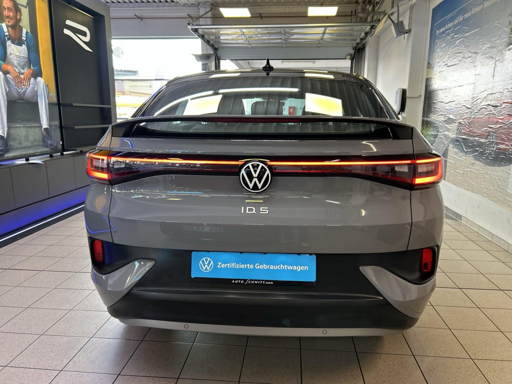 Volkswagen ID.5