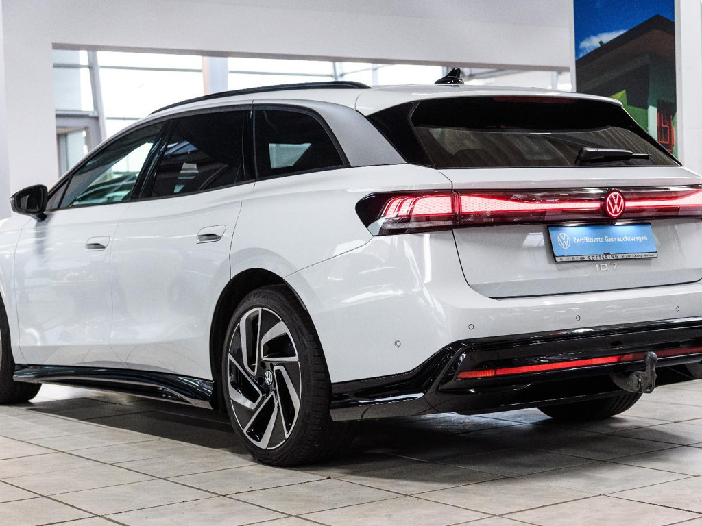 Volkswagen ID.7