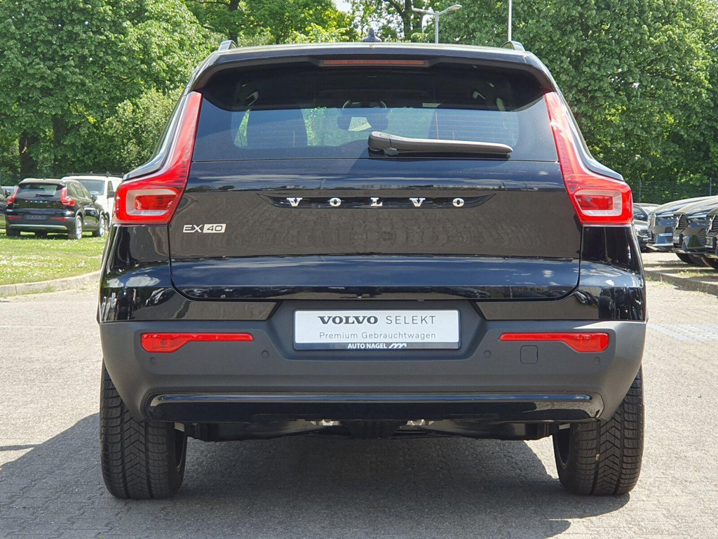 Volvo EX40