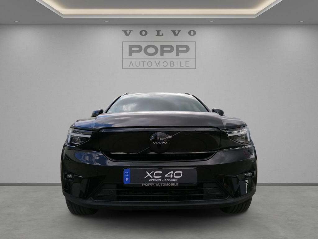 Volvo EX40