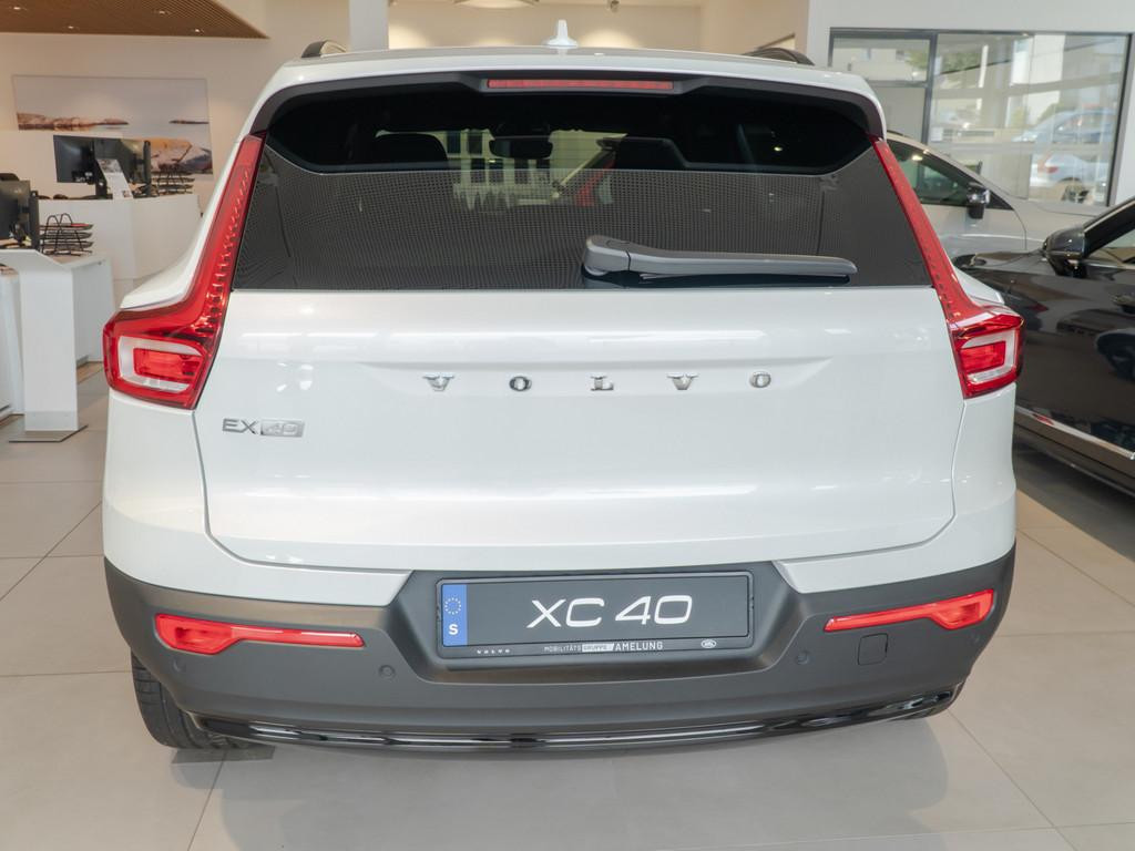 Volvo EX40