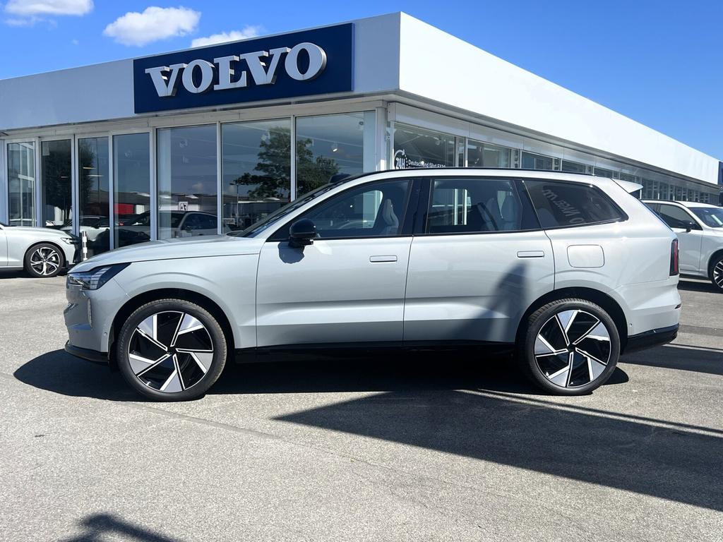 Volvo EX90