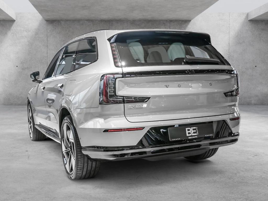 Volvo EX90