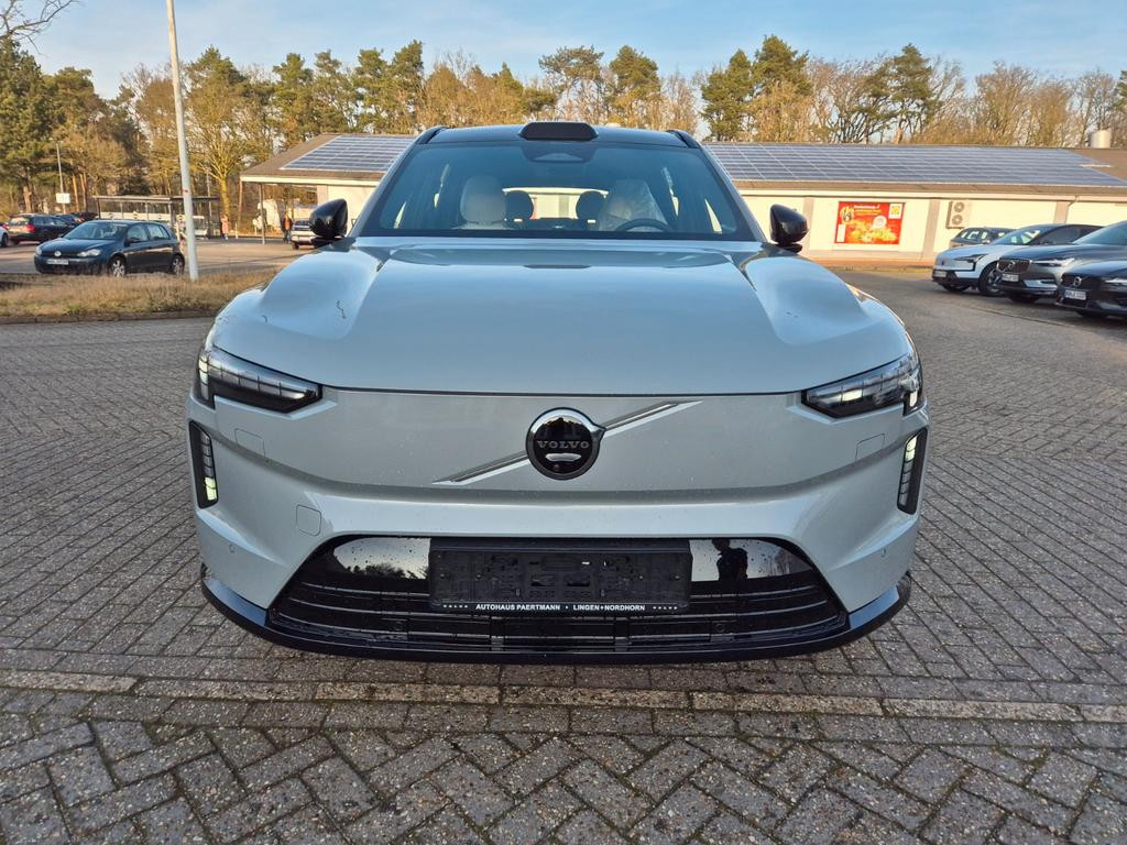 Volvo EX90