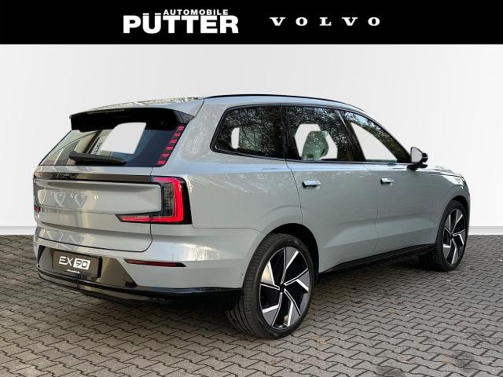 Volvo EX90