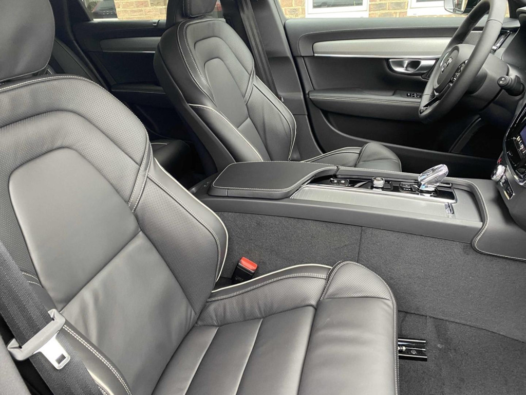 Volvo V90 Cross Country