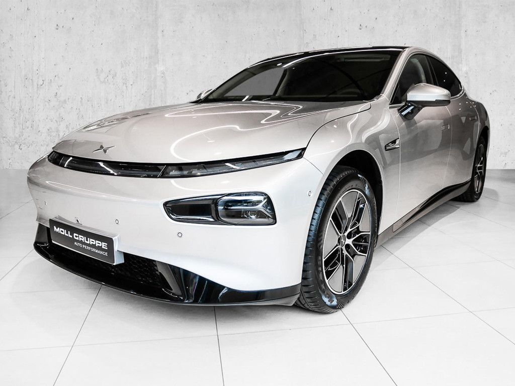Xpeng P7