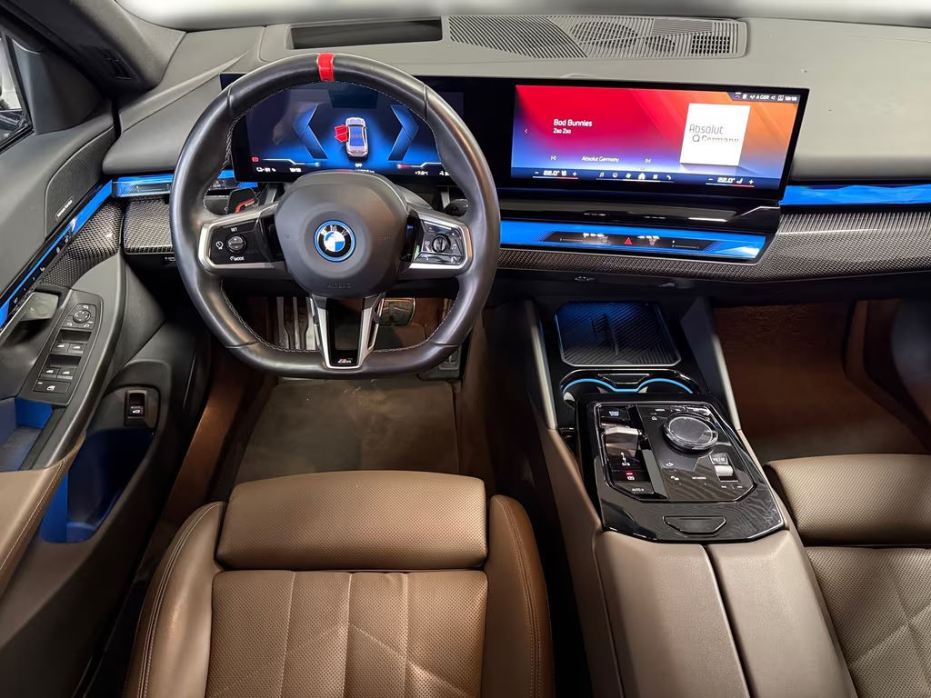 BMW i5