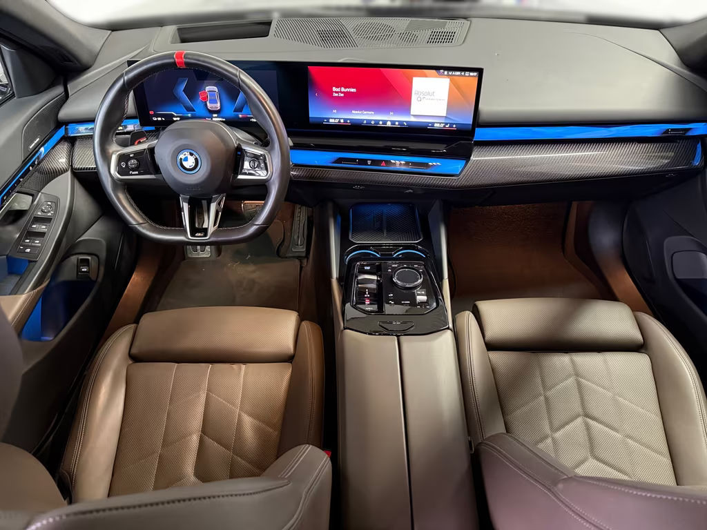BMW i5