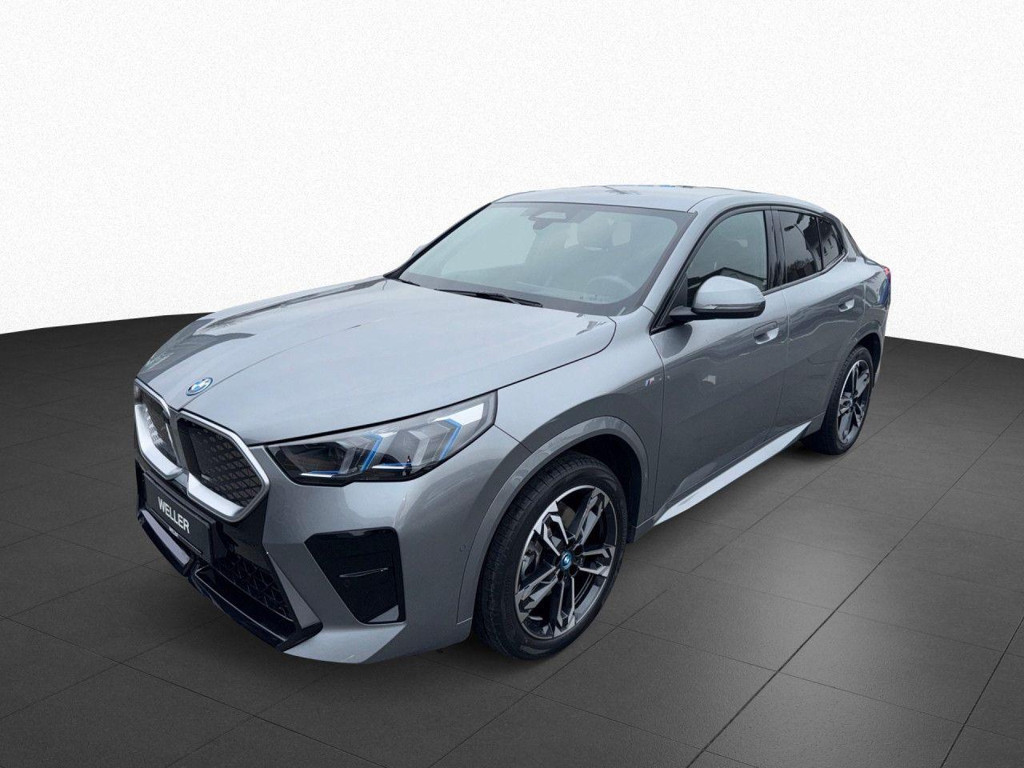 BMW iX2