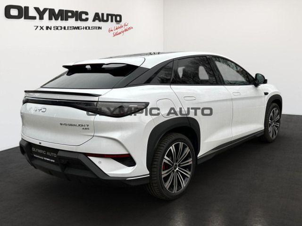 BYD Sealion 7