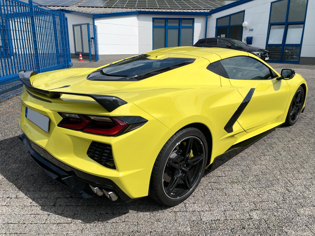 Corvette C8