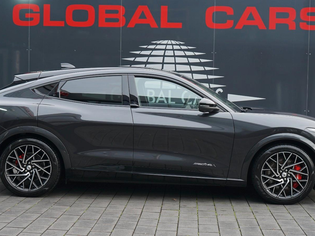 Ford Mustang Mach-E