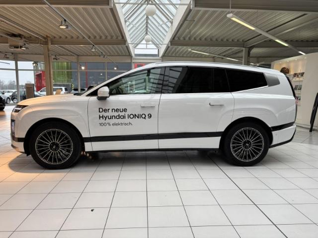 Hyundai IONIQ 9