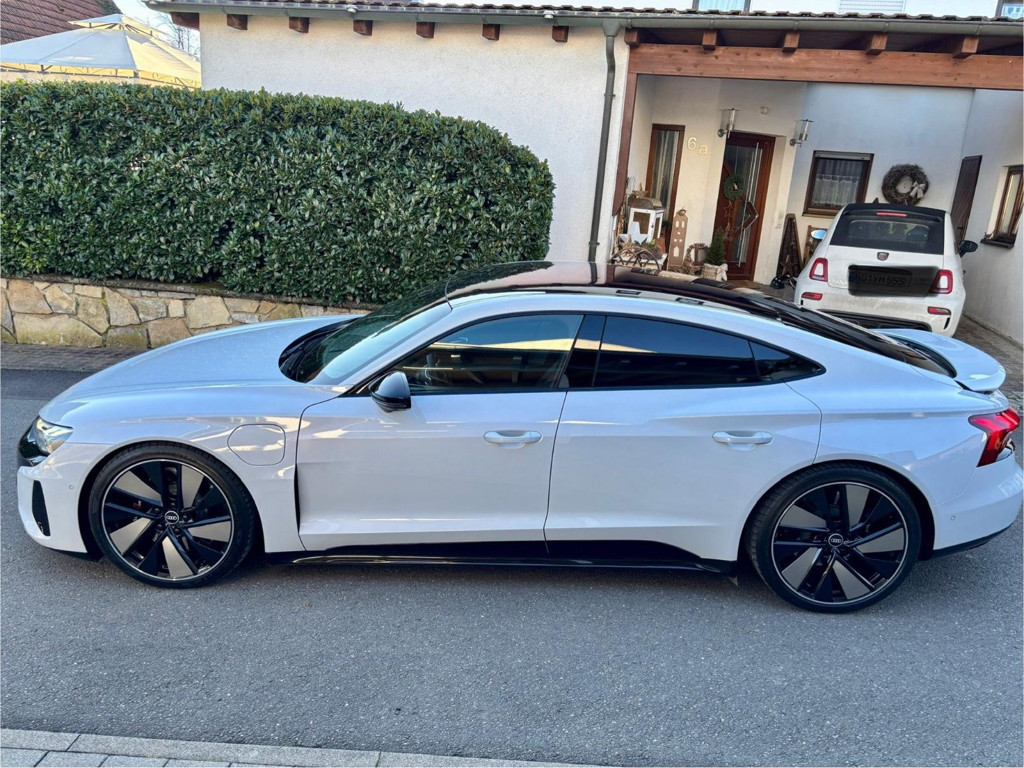 Audi e-tron GT