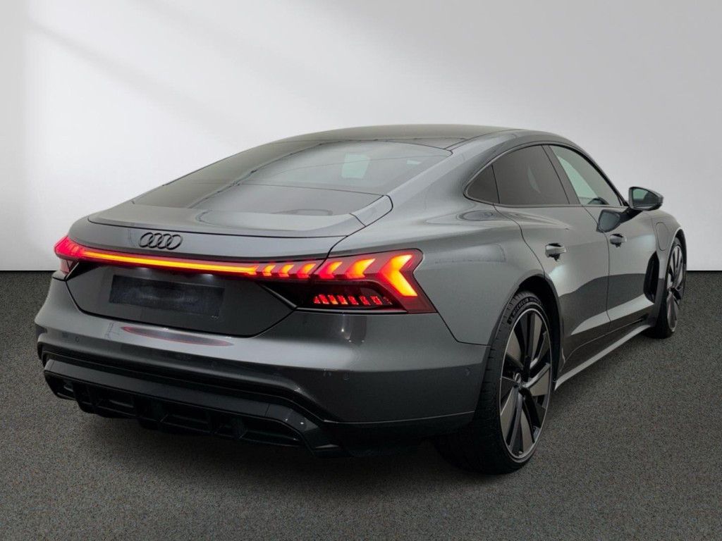Audi e-tron GT