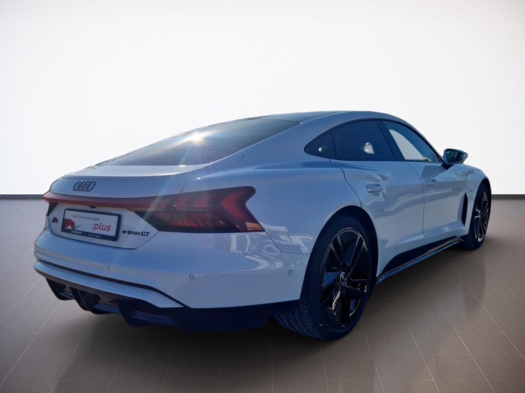 Audi e-tron GT