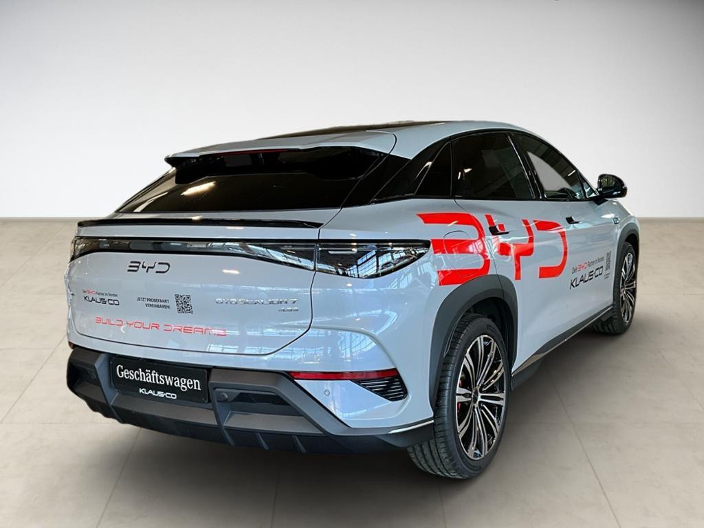 BYD Sealion 7